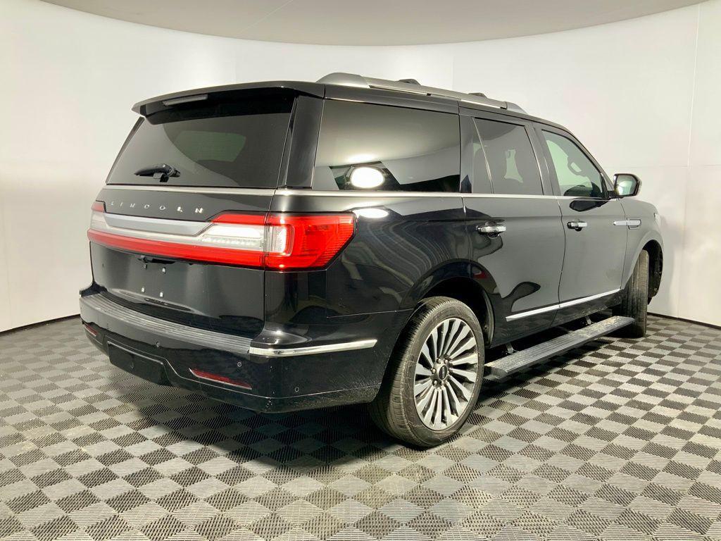 used 2019 Lincoln Navigator car, priced at $32,000
