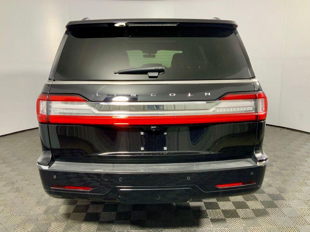 used 2019 Lincoln Navigator car, priced at $32,000
