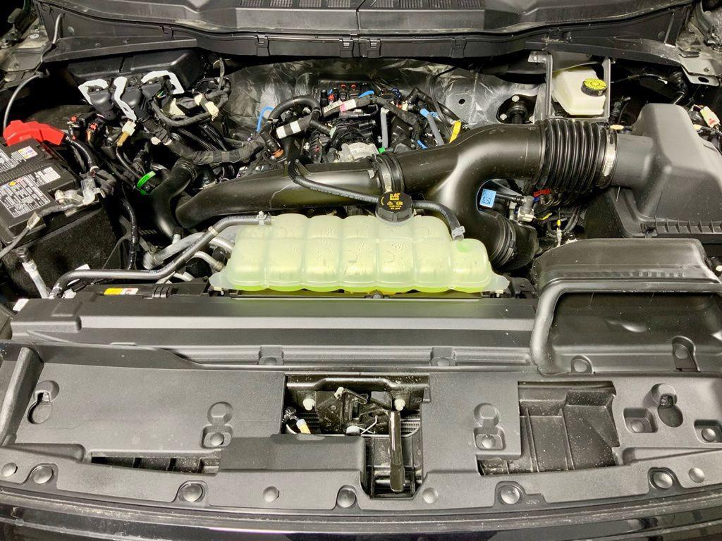 new 2025 Ford F-150 car, priced at $51,620