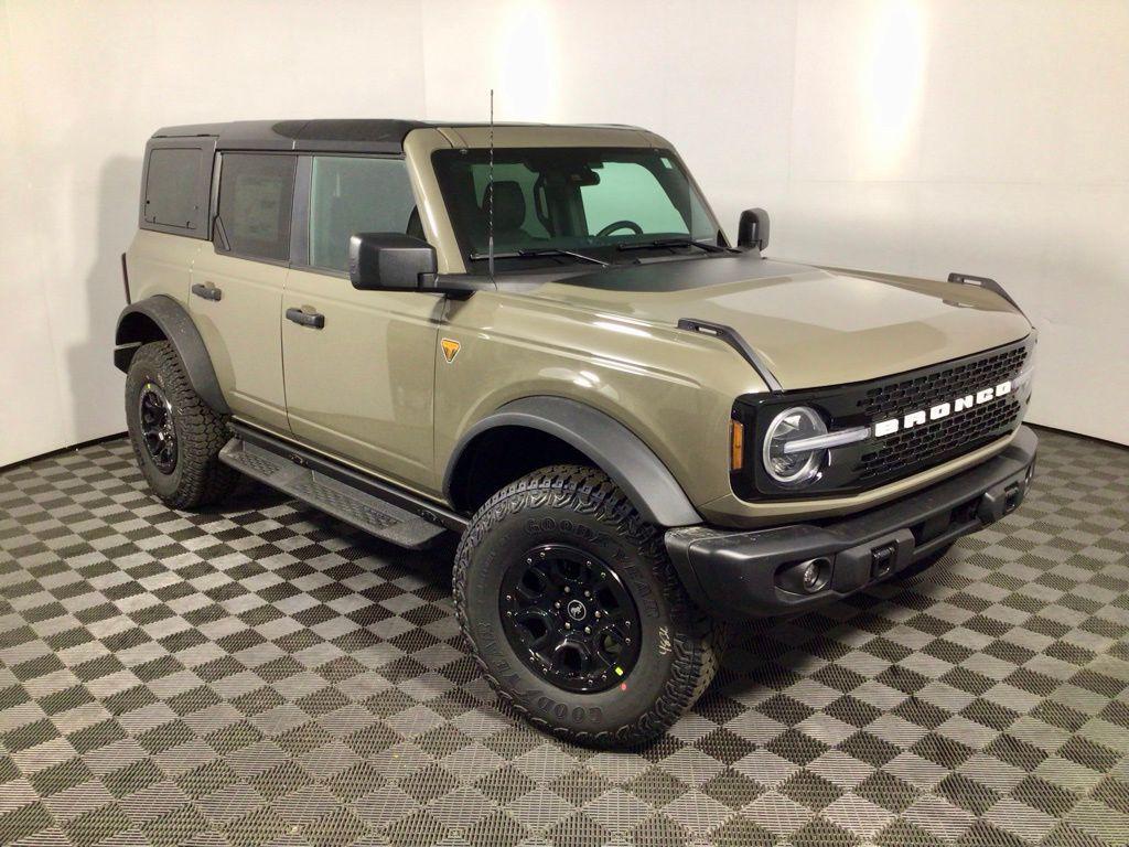 new 2025 Ford Bronco car, priced at $62,805