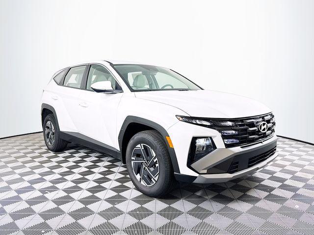 new 2026 Hyundai TUCSON Hybrid car, priced at $36,987