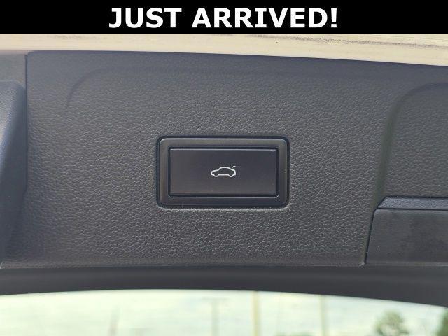 used 2018 Volkswagen Atlas car, priced at $17,697