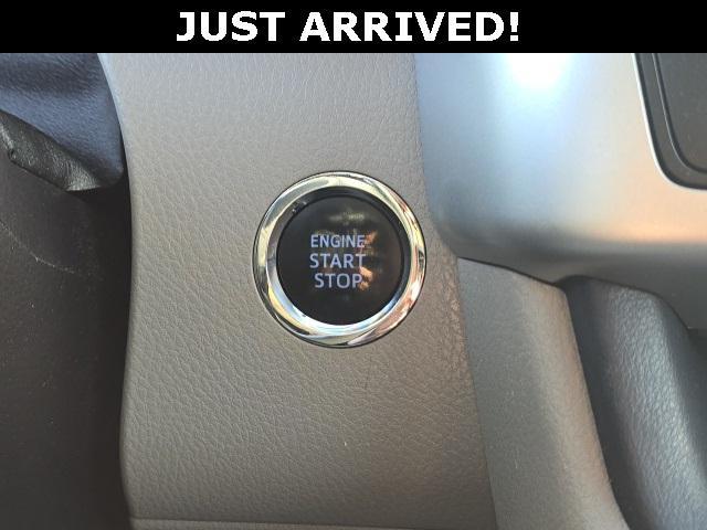 used 2016 Toyota Highlander car, priced at $21,451