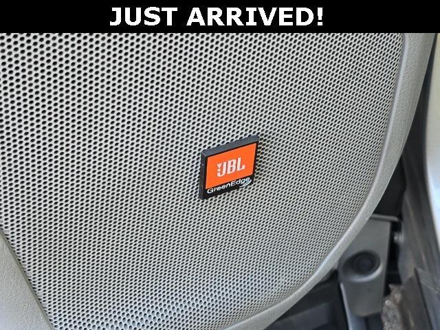 used 2016 Toyota Highlander car, priced at $21,451