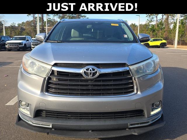 used 2016 Toyota Highlander car, priced at $21,451