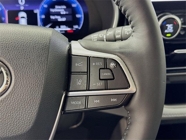used 2023 Toyota Highlander car, priced at $40,000