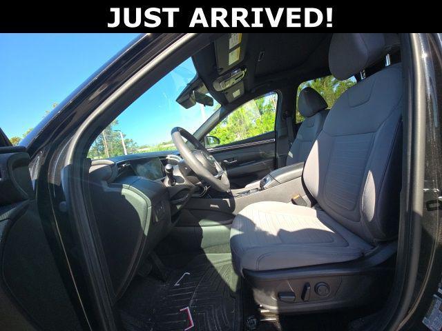 used 2023 Hyundai SANTA CRUZ car, priced at $25,824