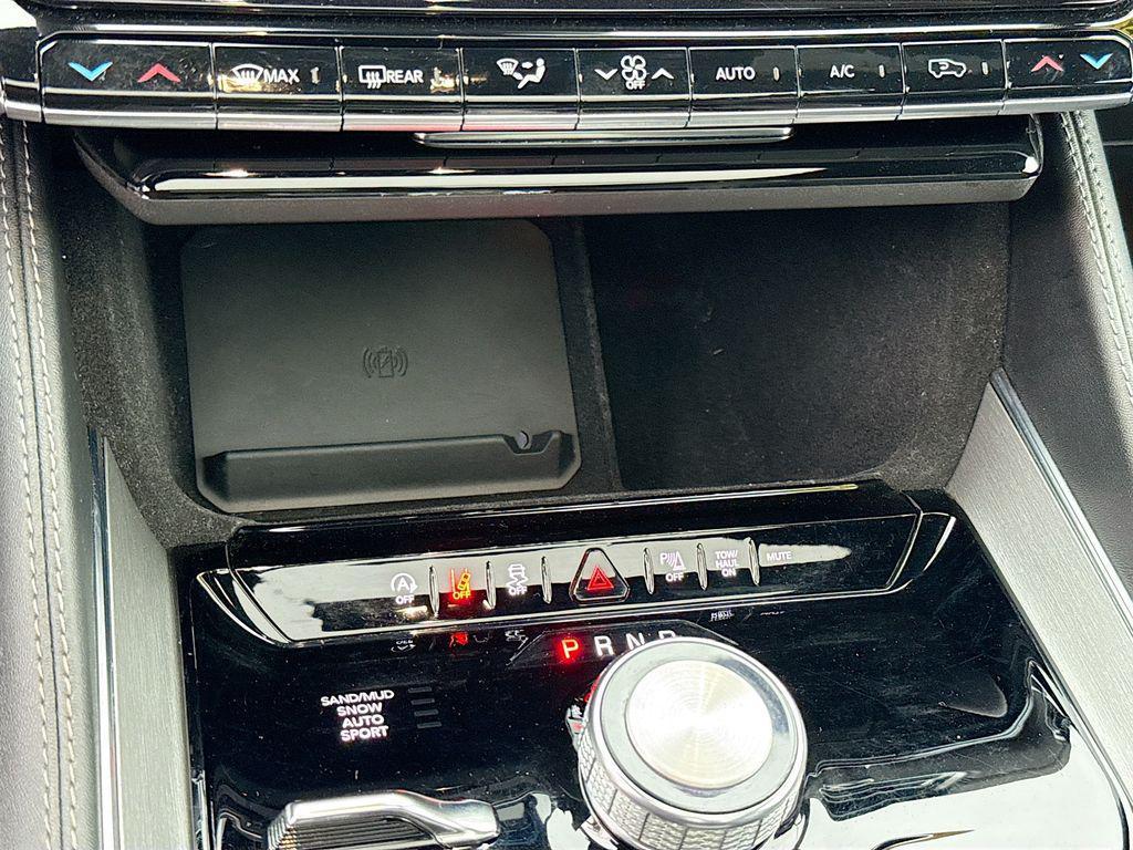 used 2024 Jeep Wagoneer car, priced at $52,500