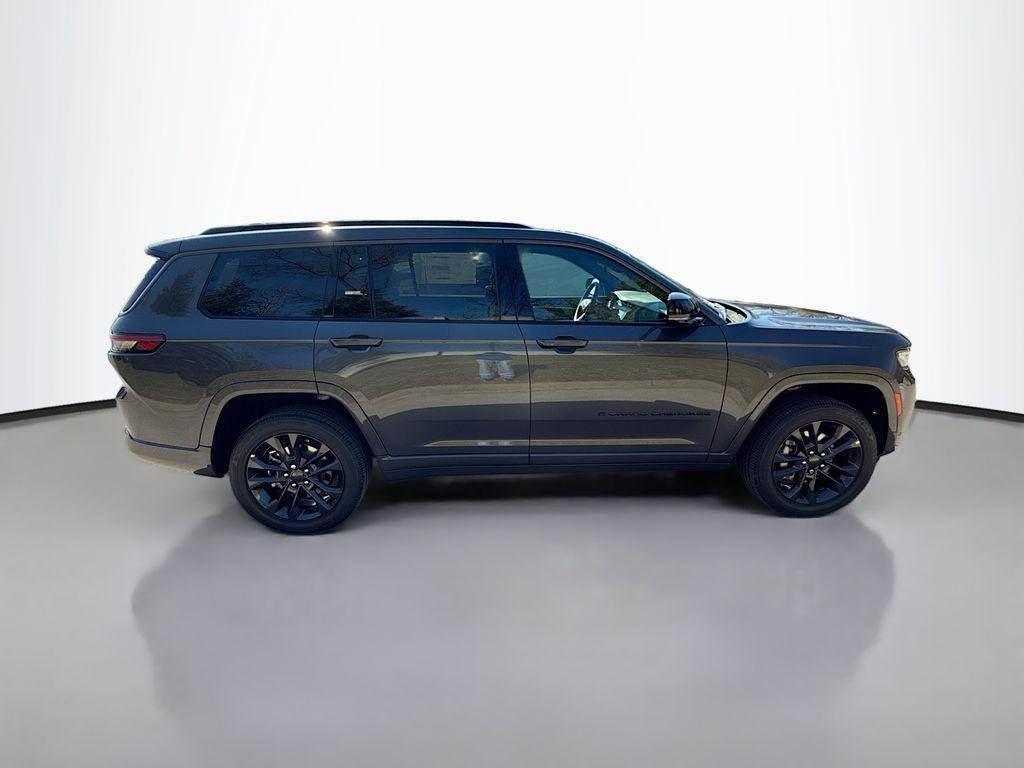 new 2026 Jeep Grand Cherokee L car, priced at $51,995