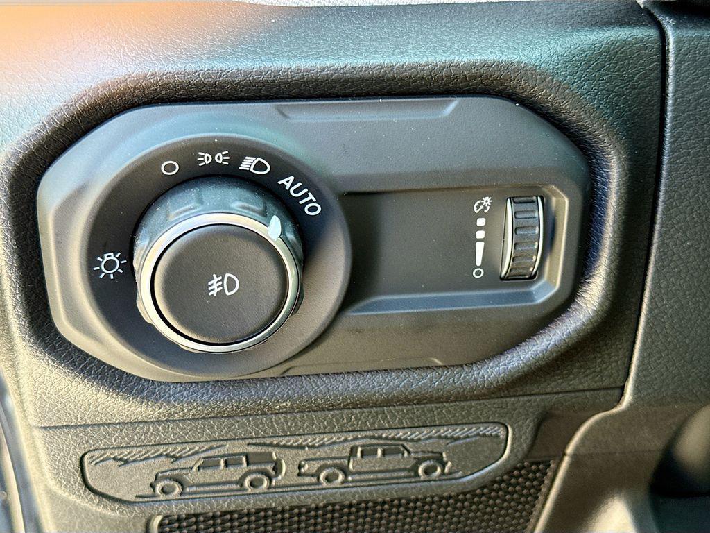 new 2025 Jeep Wrangler car, priced at $42,500