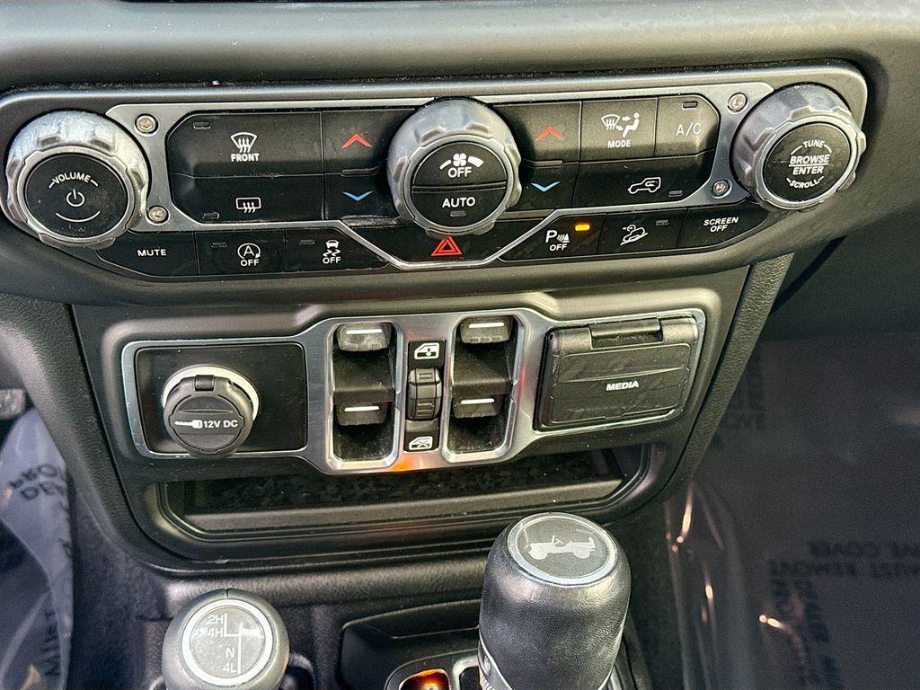 used 2020 Jeep Wrangler Unlimited car, priced at $27,250