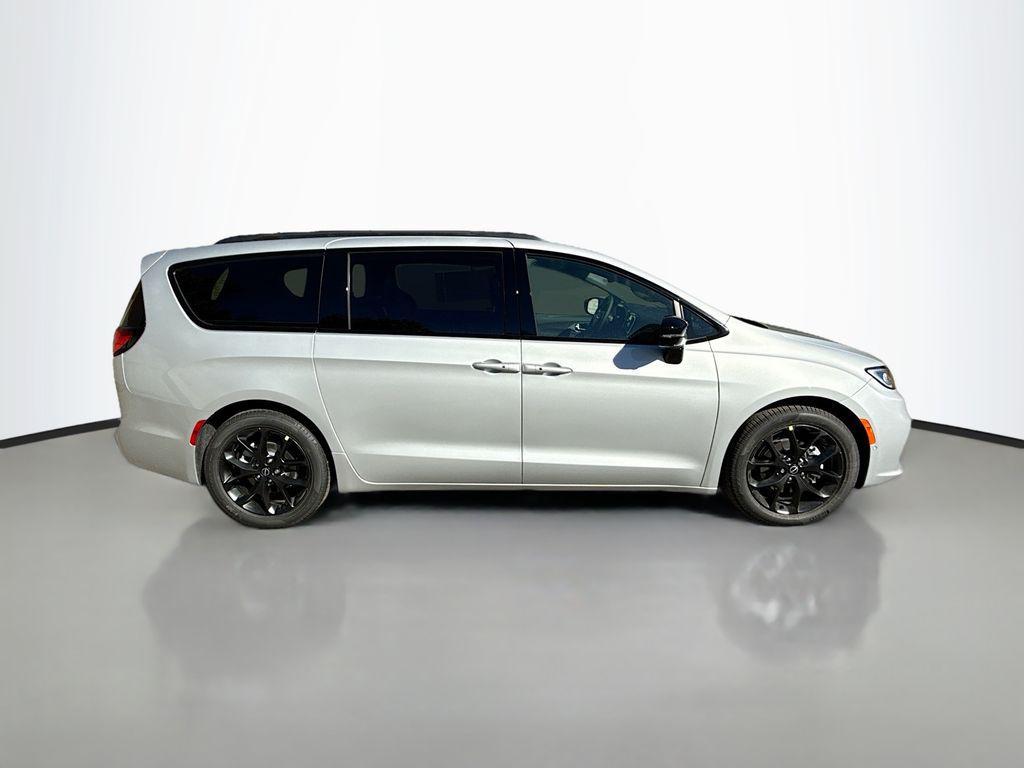 new 2026 Chrysler Pacifica car, priced at $47,100