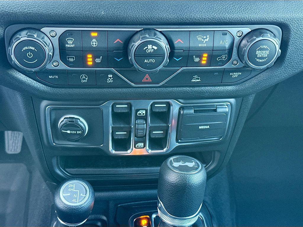 new 2026 Jeep Wrangler car, priced at $48,345