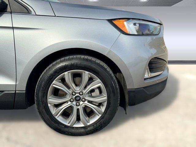used 2024 Ford Edge car, priced at $22,997