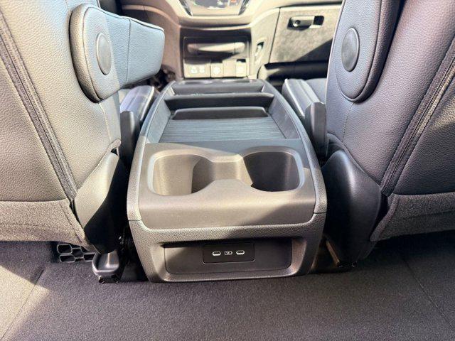 new 2026 Honda Odyssey car, priced at $49,011