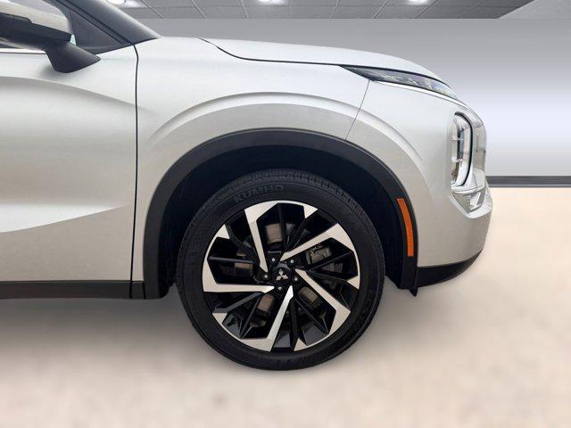 used 2024 Mitsubishi Outlander car, priced at $22,998