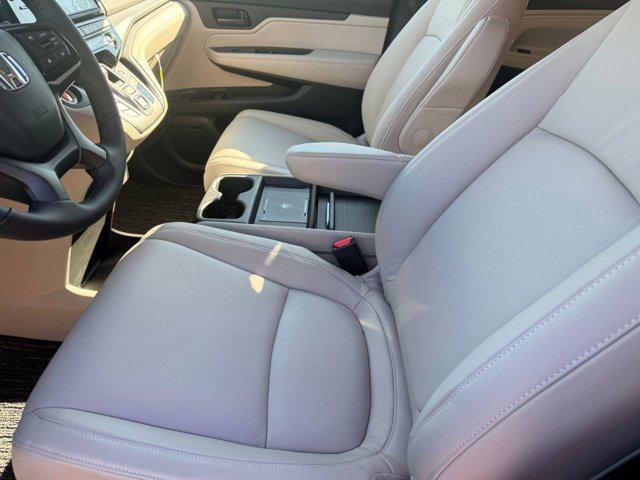 new 2026 Honda Odyssey car, priced at $41,691