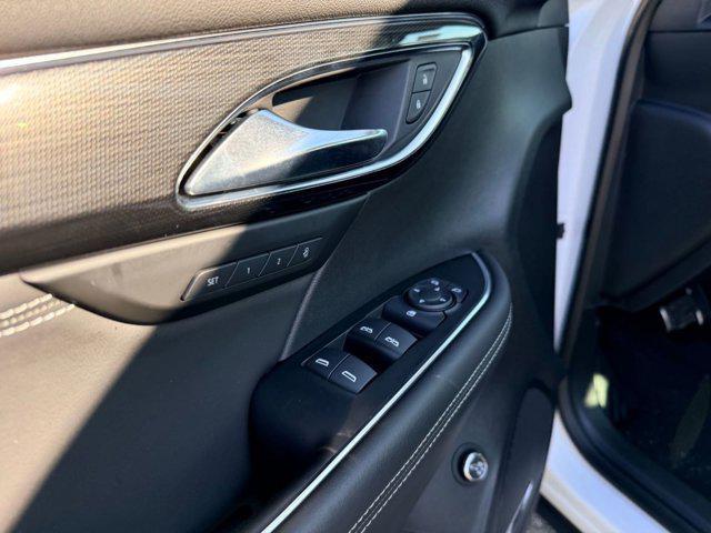 used 2022 Buick Envision car, priced at $24,999