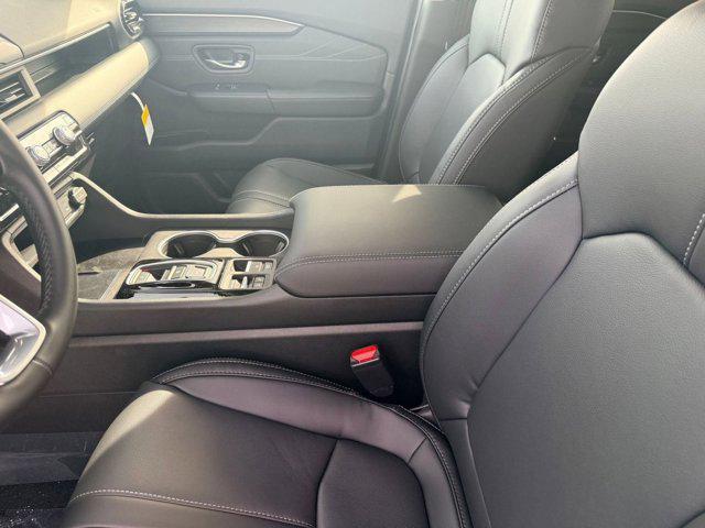 new 2026 Honda Pilot car, priced at $53,781