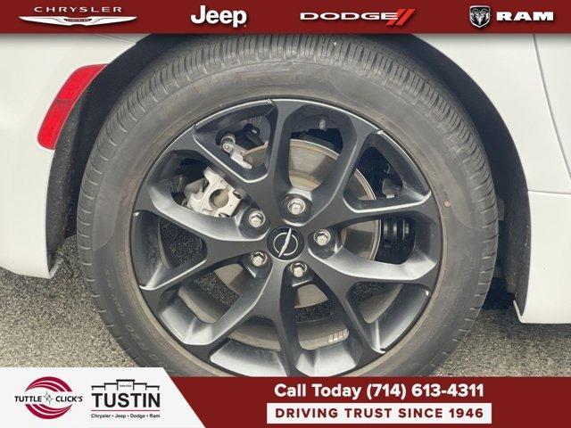 used 2024 Chrysler Pacifica car, priced at $41,995