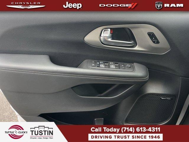 used 2024 Chrysler Pacifica car, priced at $41,995