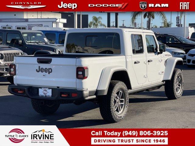 new 2026 Jeep Gladiator car, priced at $62,780