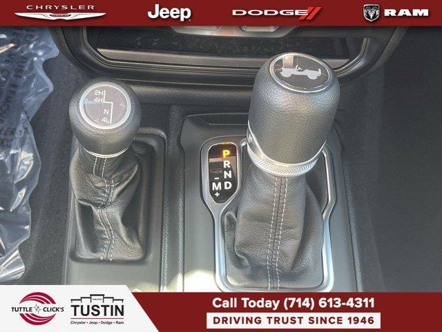 new 2025 Jeep Wrangler car, priced at $45,134