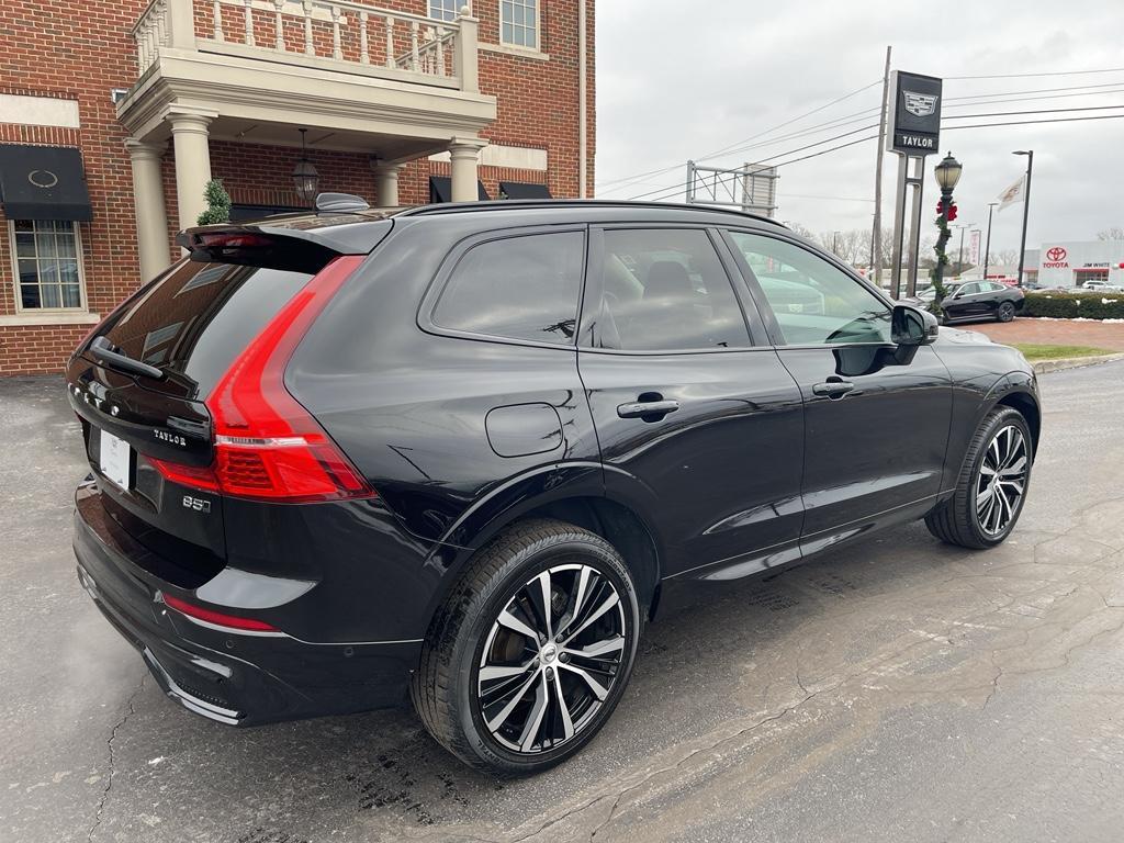 used 2024 Volvo XC60 car, priced at $32,500