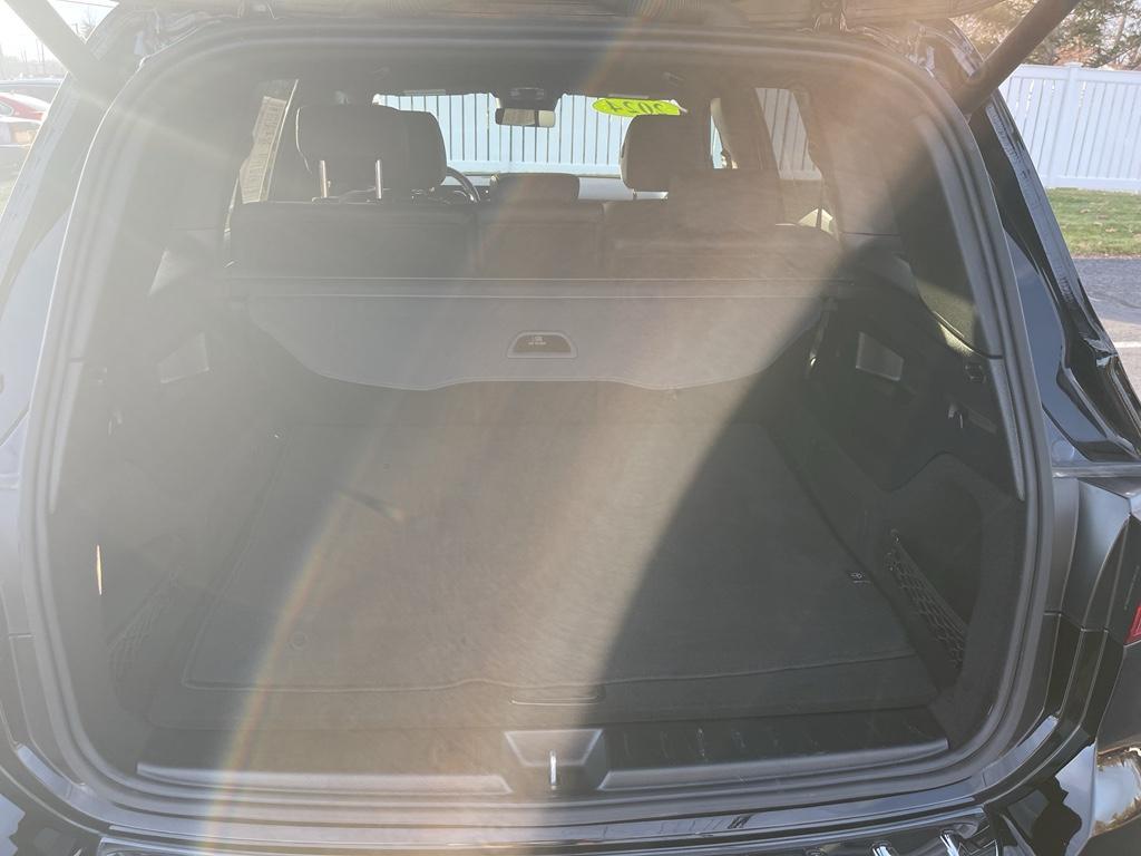 used 2024 Mercedes-Benz GLB 250 car, priced at $33,500