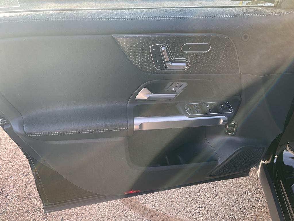 used 2024 Mercedes-Benz GLB 250 car, priced at $33,500