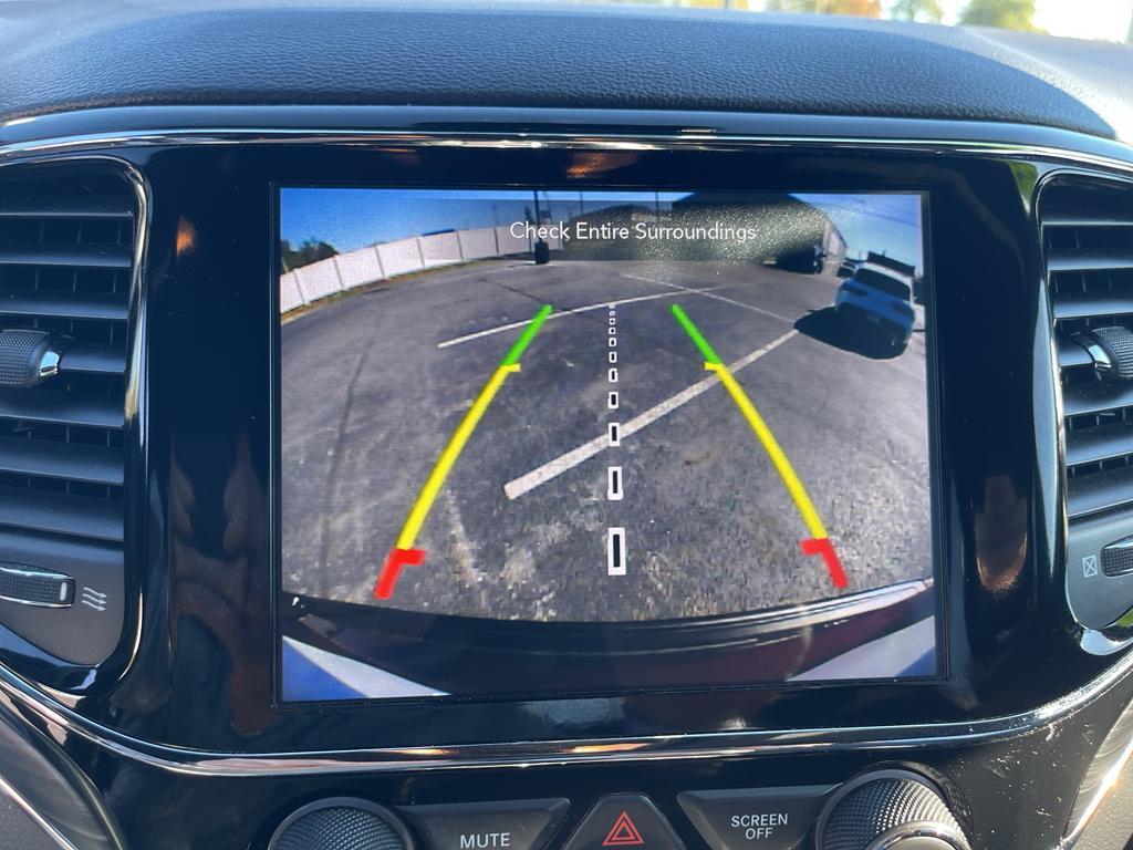 used 2021 Jeep Grand Cherokee car, priced at $27,400