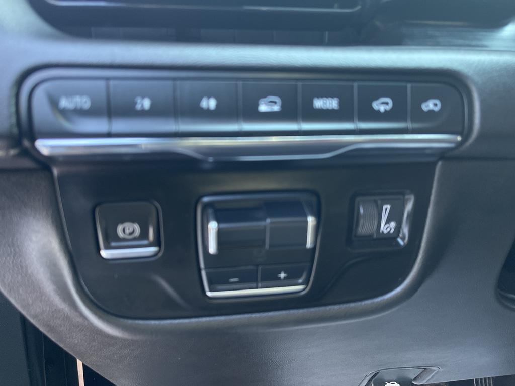 used 2021 Cadillac Escalade car, priced at $47,900