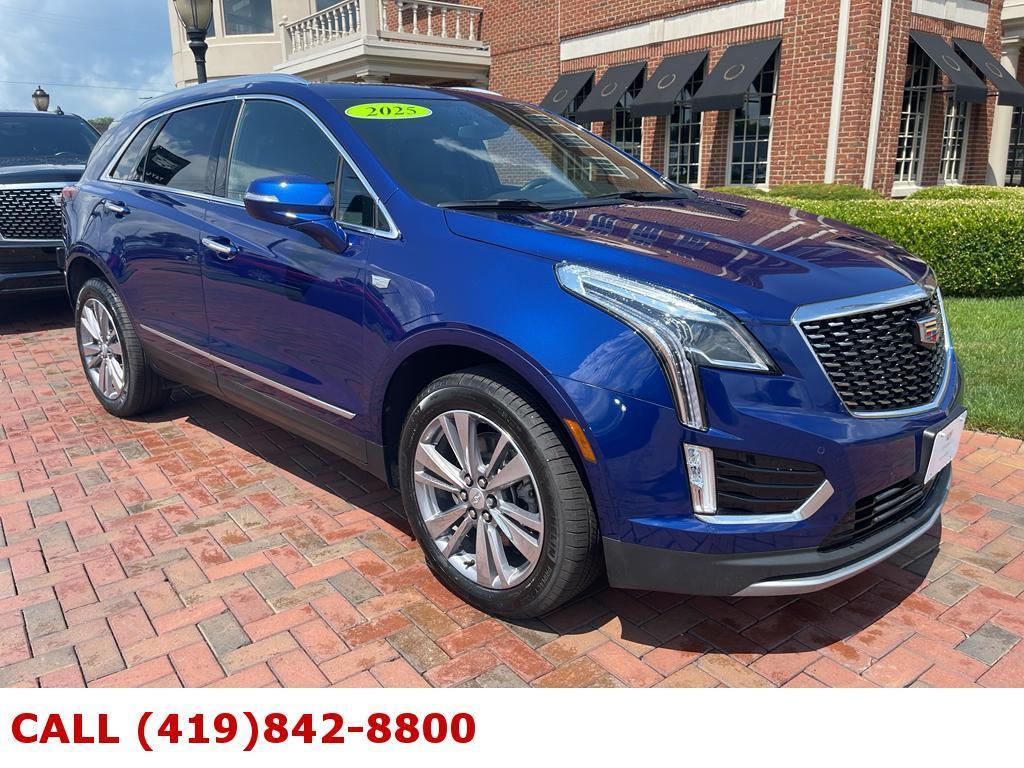 used 2025 Cadillac XT5 car, priced at $41,400