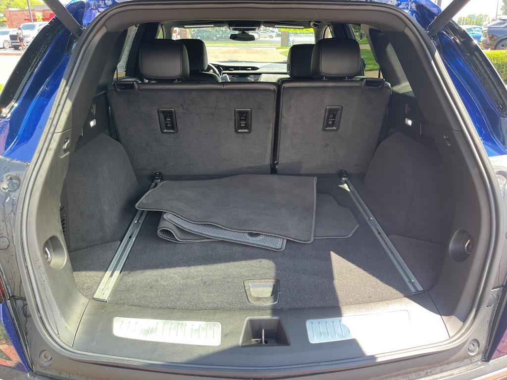 used 2025 Cadillac XT5 car, priced at $41,400