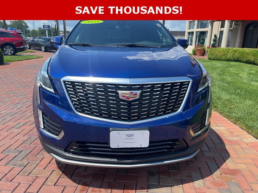 used 2025 Cadillac XT5 car, priced at $41,400