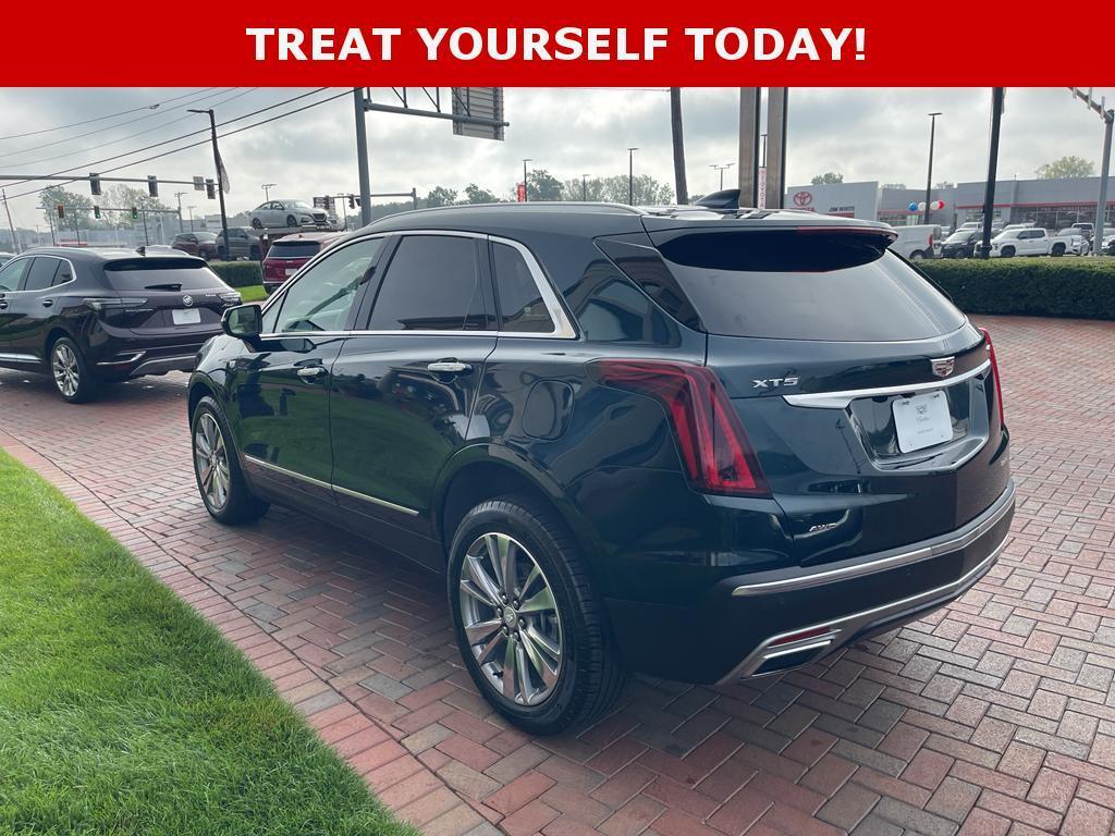 used 2025 Cadillac XT5 car, priced at $42,900