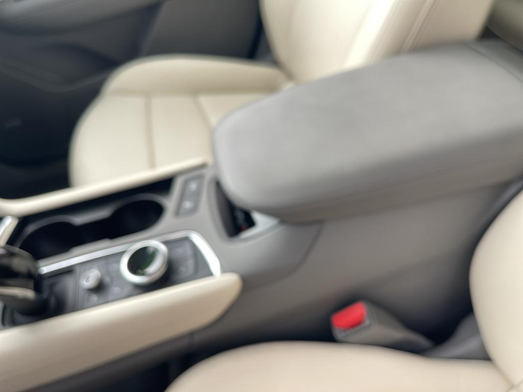 used 2025 Cadillac XT5 car, priced at $42,900