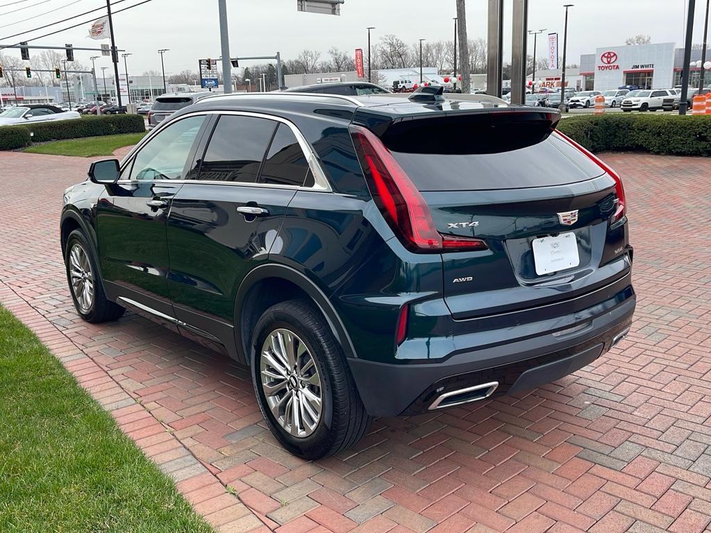 used 2024 Cadillac XT4 car, priced at $33,900