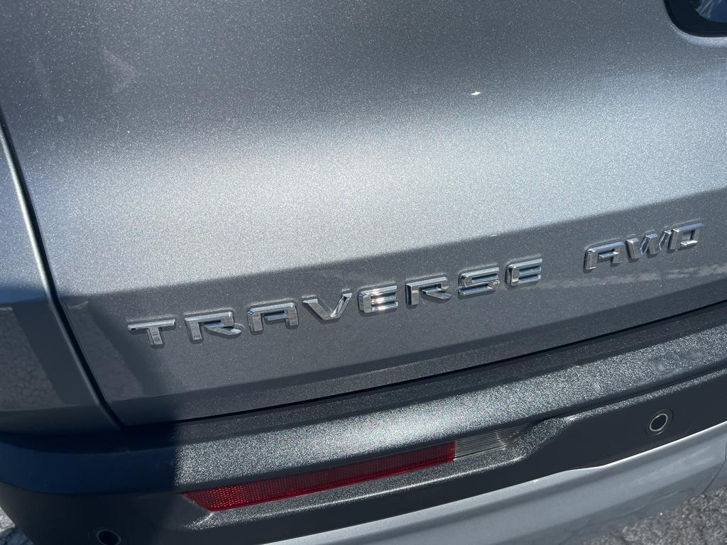 used 2026 Chevrolet Traverse car, priced at $42,900