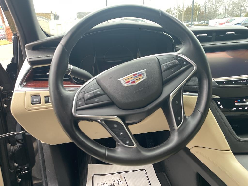 used 2017 Cadillac XT5 car, priced at $12,700