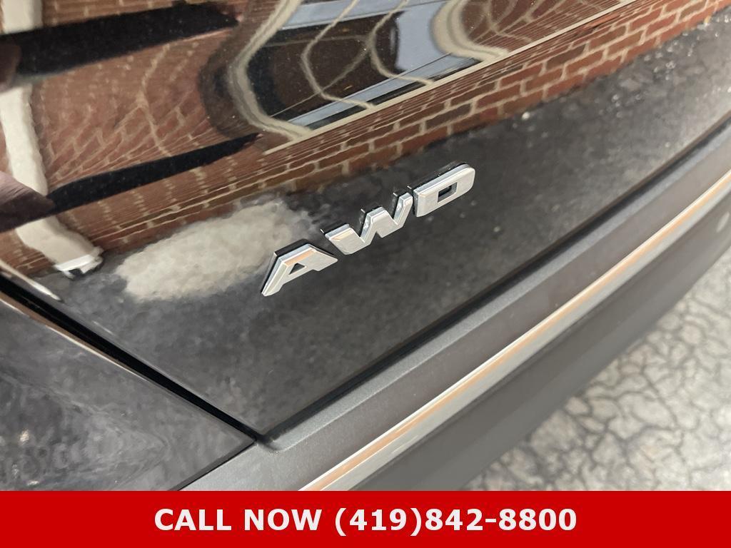 used 2017 Cadillac XT5 car, priced at $12,700