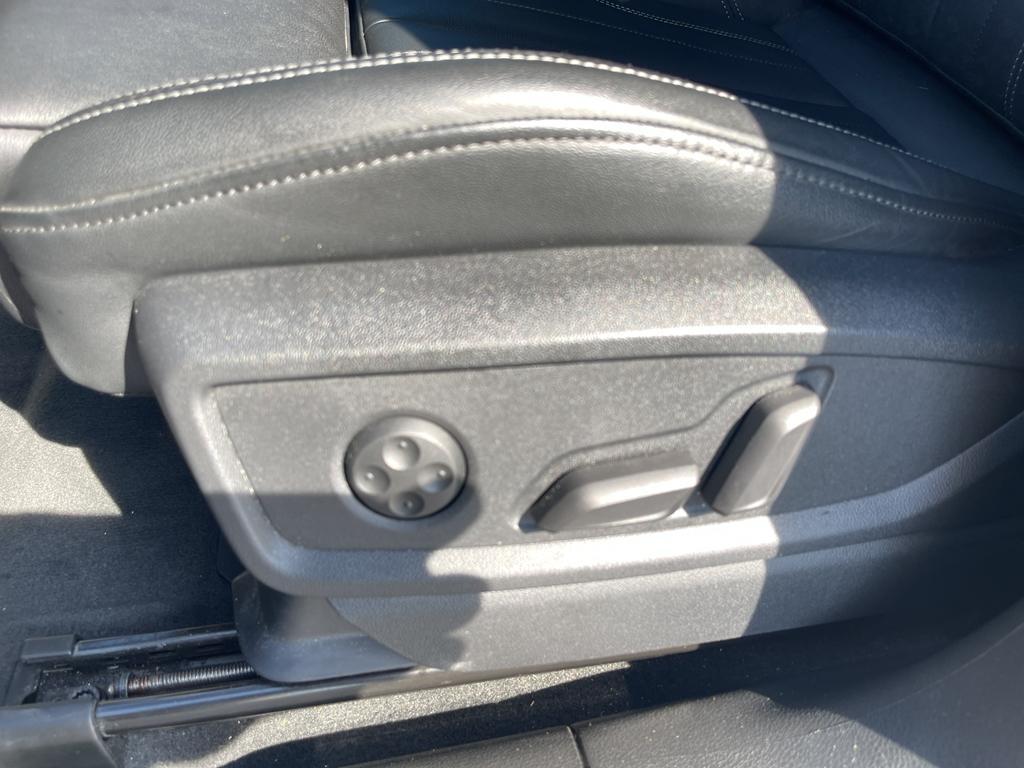 used 2025 Audi Q5 car, priced at $38,700