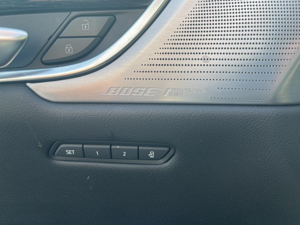 used 2023 Cadillac XT5 car, priced at $35,000