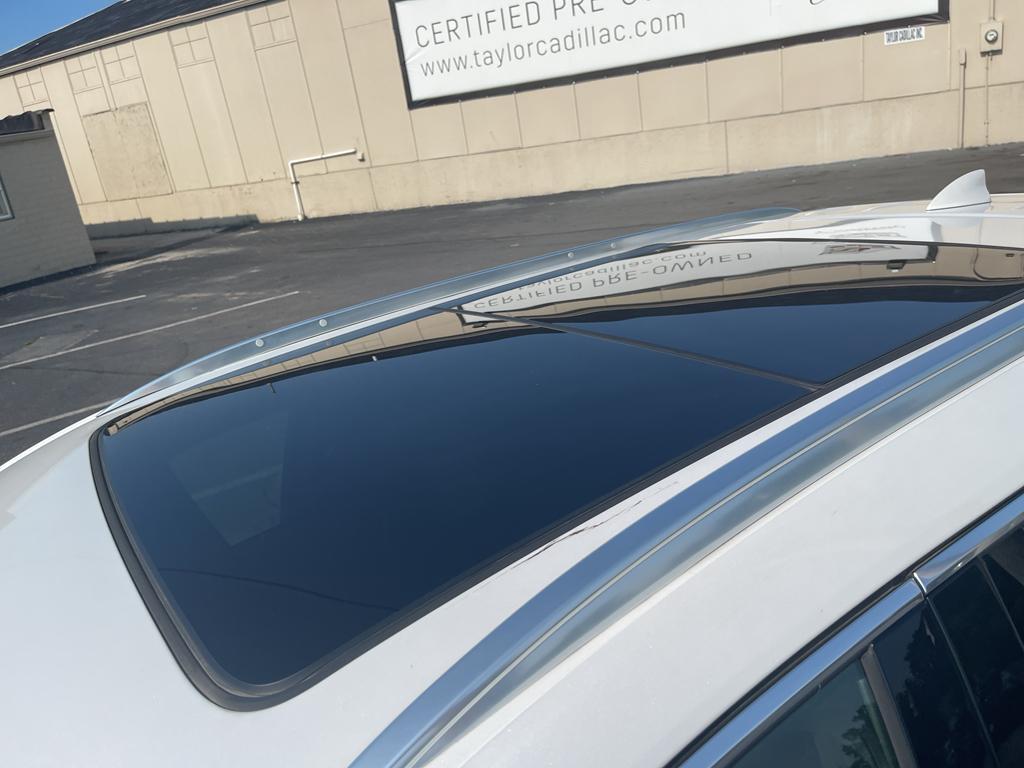 used 2023 Cadillac XT5 car, priced at $35,000