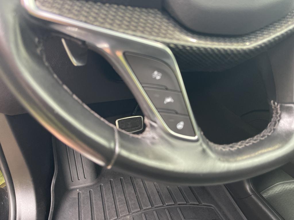 used 2023 Cadillac XT5 car, priced at $28,900