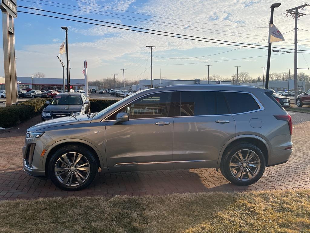 used 2024 Cadillac XT6 car, priced at $51,500