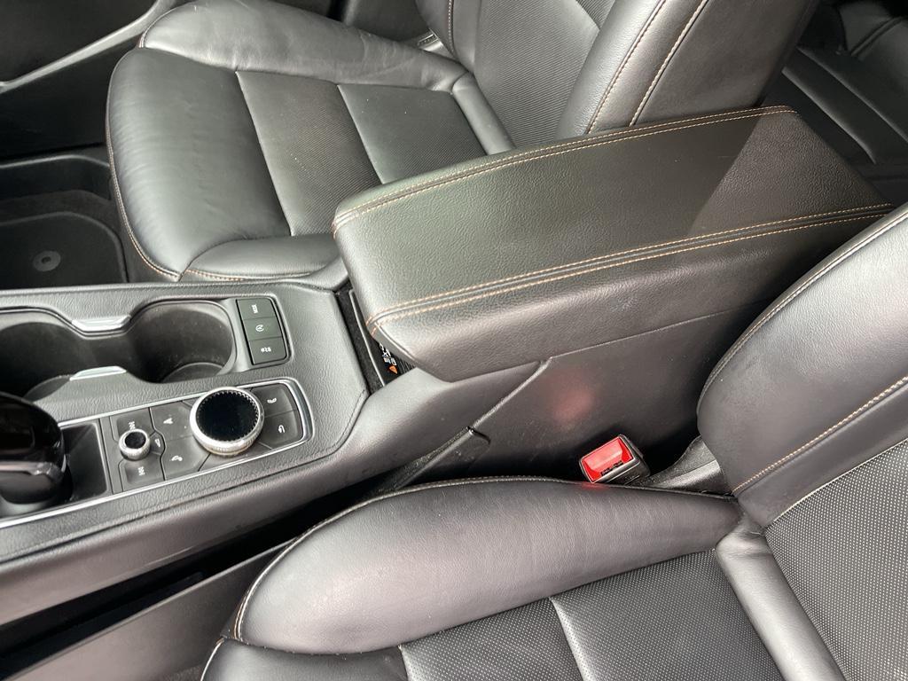 used 2020 Cadillac XT4 car, priced at $22,800