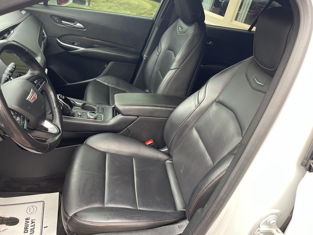 used 2020 Cadillac XT4 car, priced at $22,800