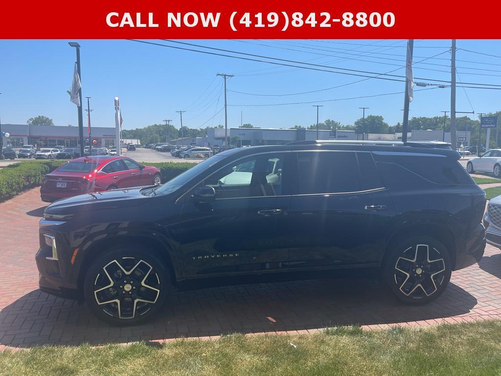 used 2025 Chevrolet Traverse car, priced at $51,900