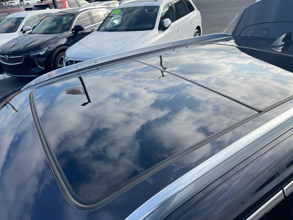 used 2023 Cadillac XT4 car, priced at $30,500